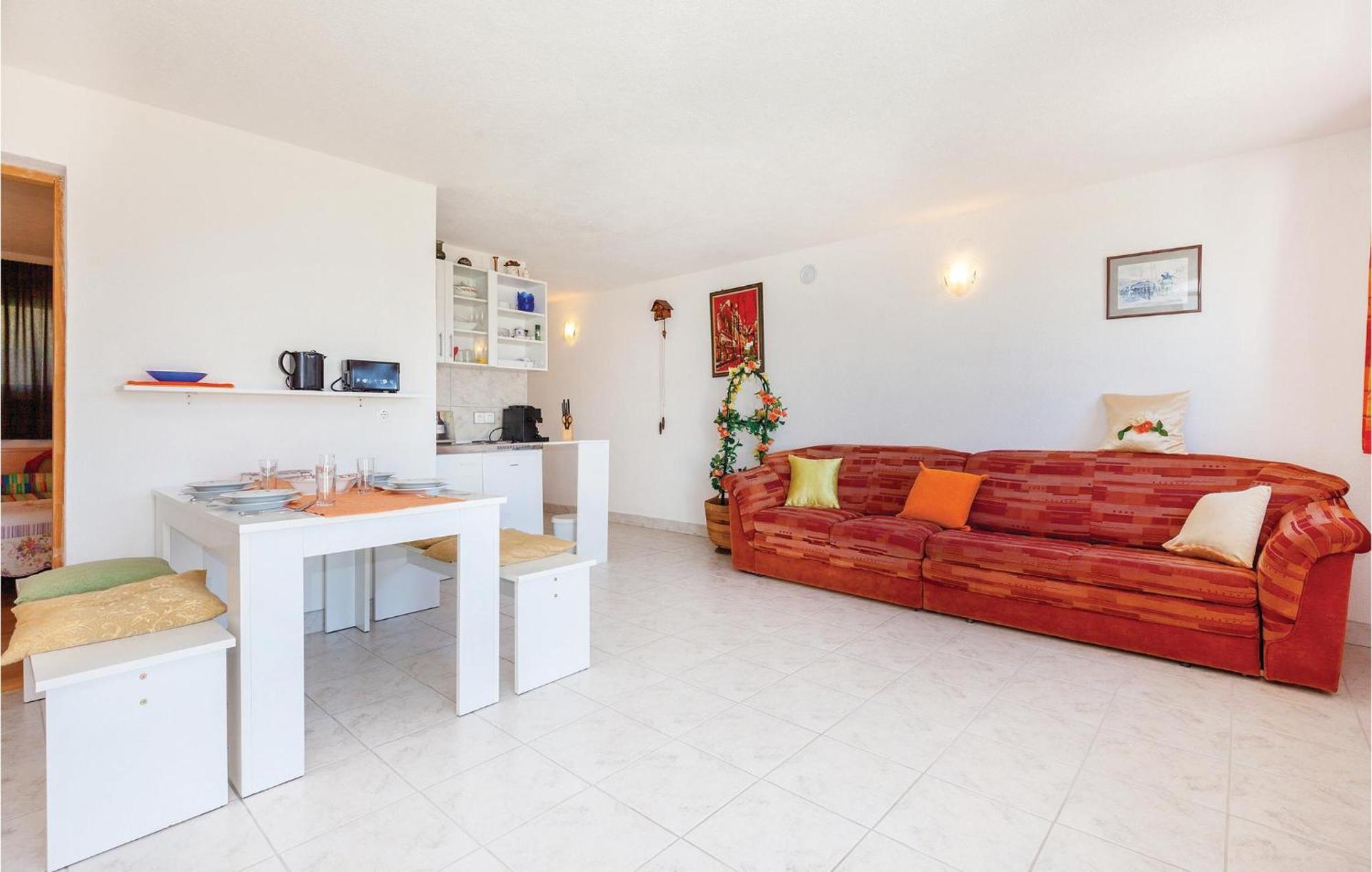 Gorgeous Apartment In Klenovica With Kitchen Extérieur photo